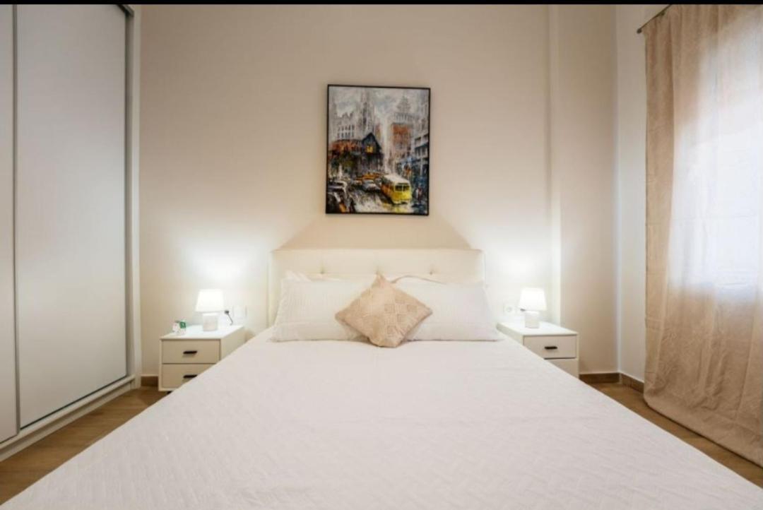 Brand New Apartment Nearby Metro Athens Luaran gambar